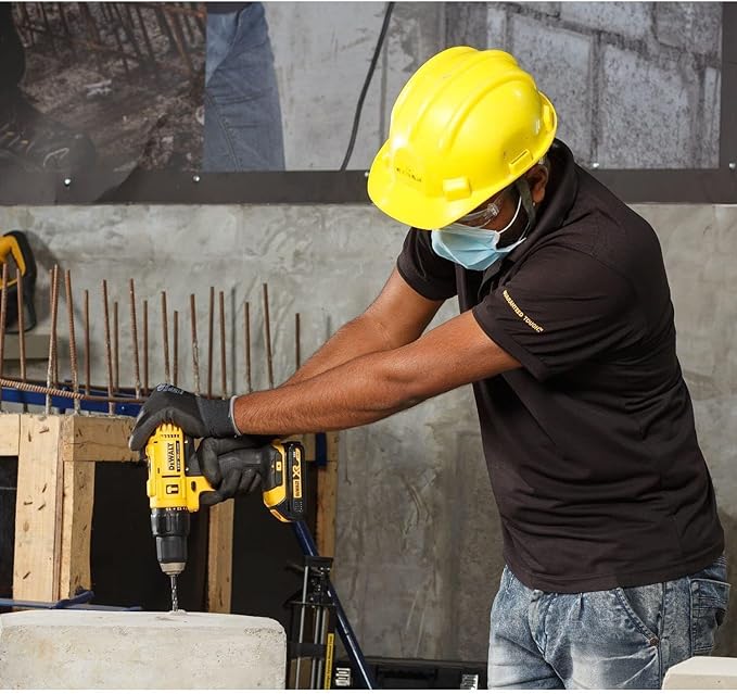 Dewalt DCD776S2 18 V Çift Akülü 1.5 Ah Darbeli Matkap Dewalt DCD776S2 18 V Çift Akülü 1.5 Ah Darbeli Matkap